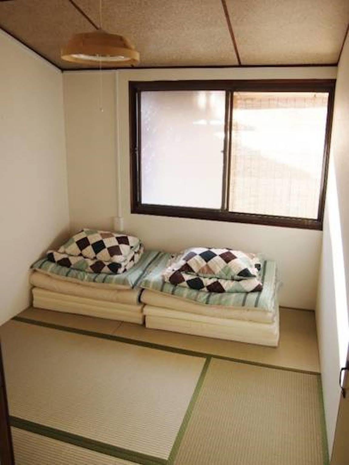 Guesthouse Usagi-Momiji Киото Экстерьер фото